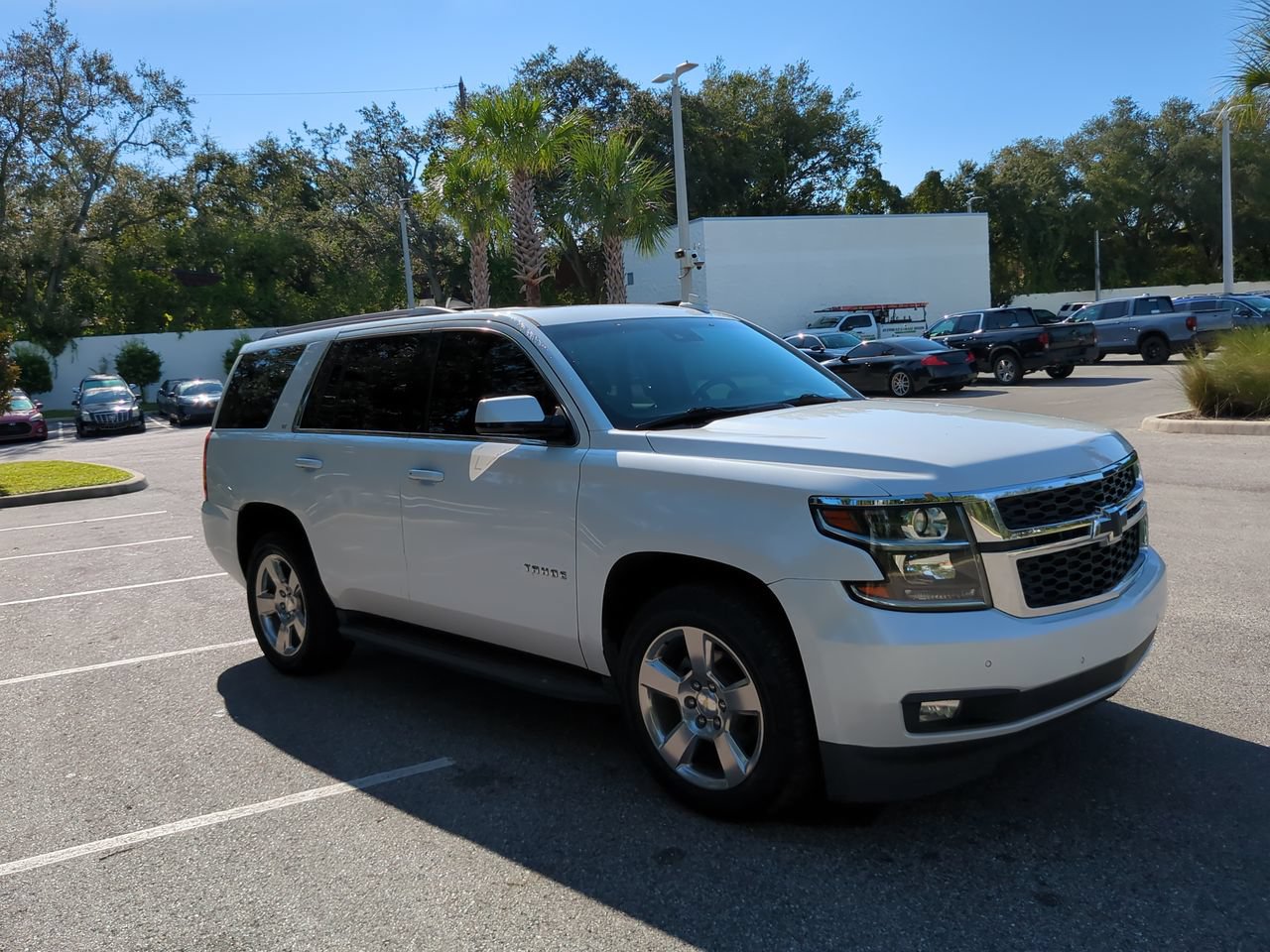 Used 2017 Chevrolet Tahoe LT RWD image 9