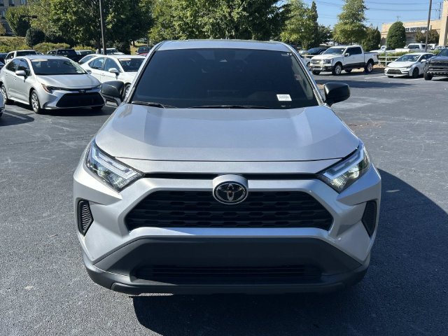 Used 2024 Toyota RAV4 LE FWD image 9
