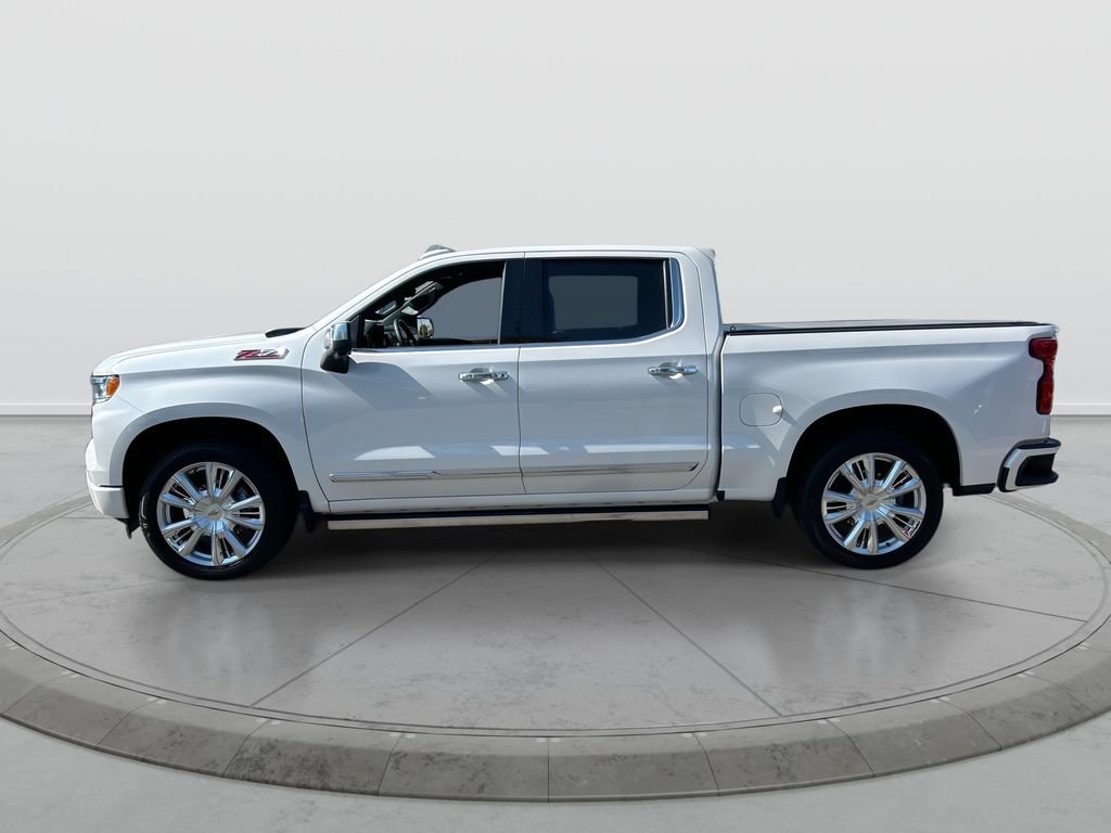 Used 2023 Chevrolet Silverado 1500 High Country w/ Technology Package AWD/4WD image 5