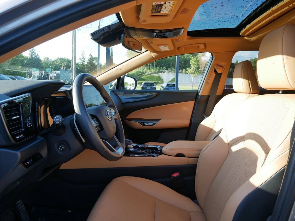 Certified 2026 Lexus NX 350h AWD w/ Accessory Package (2T) image 9