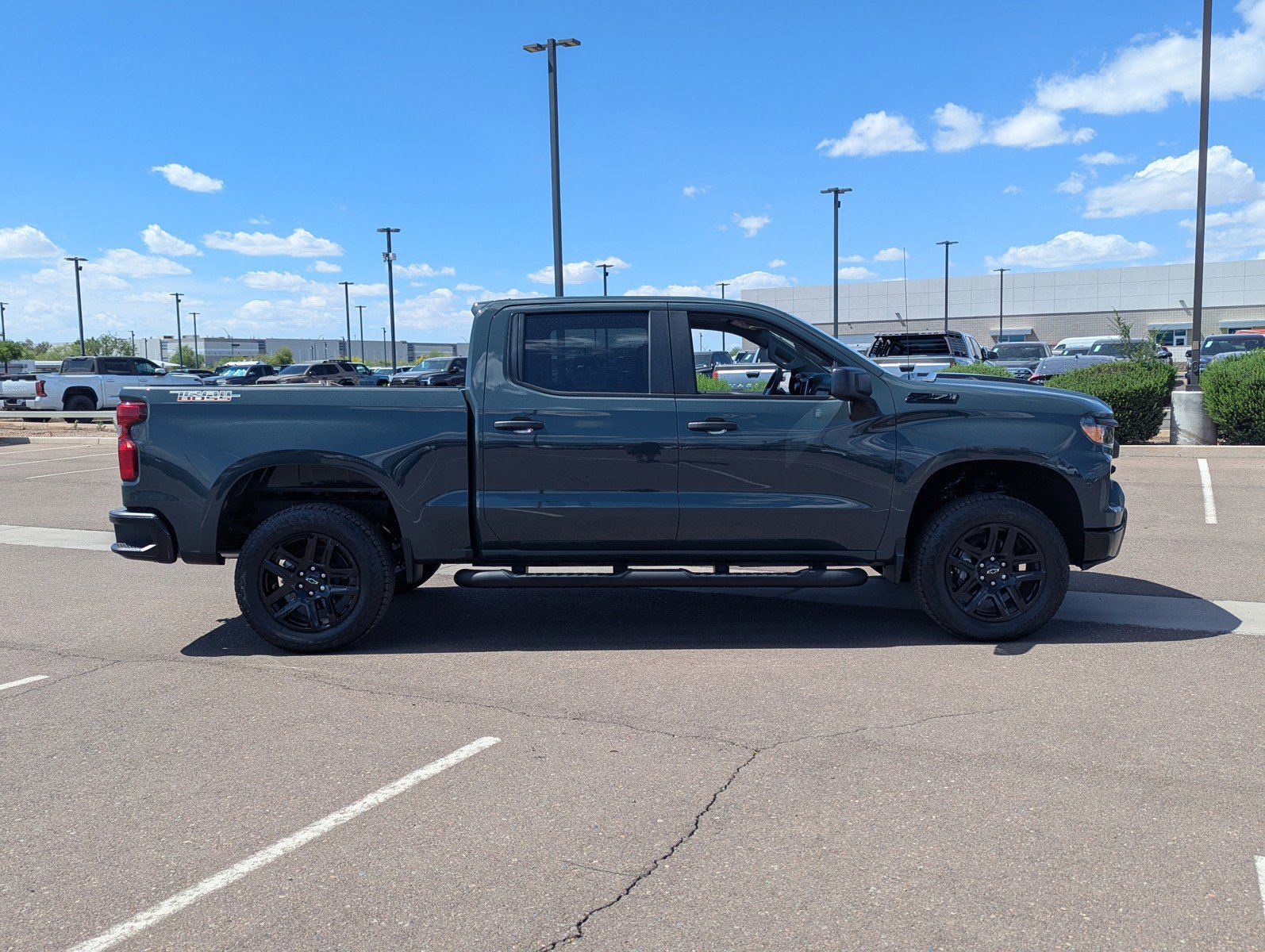 Certified 2026 Chevrolet Silverado 1500 Custom Trail Boss w/ LPO, Dark Essentials Package image 6