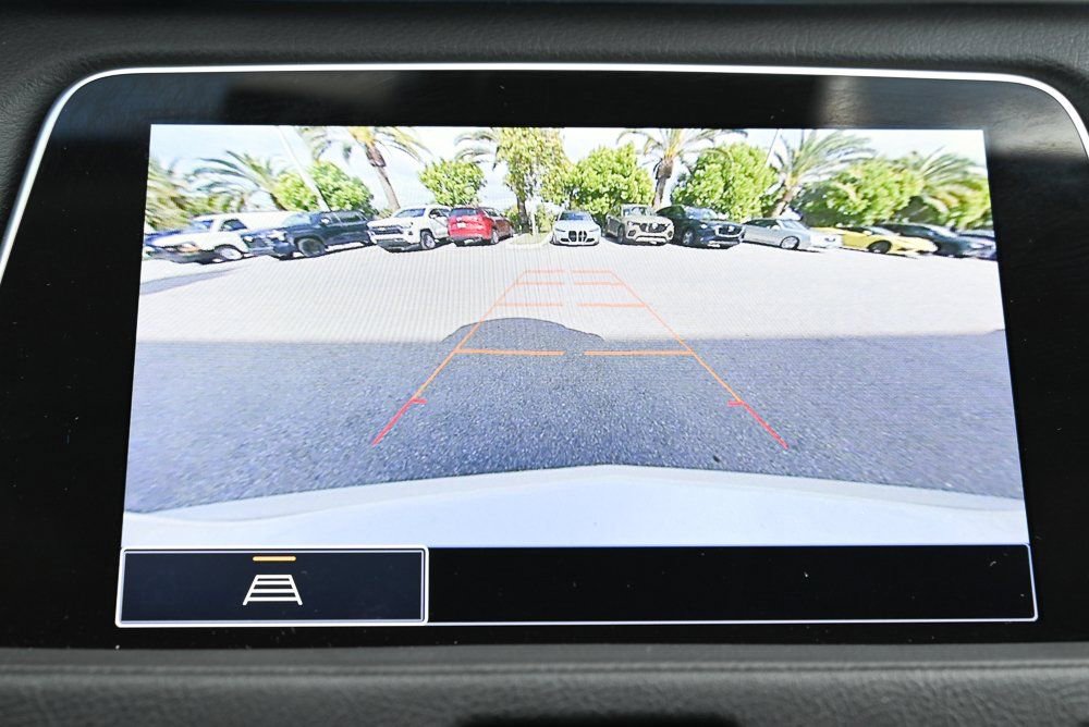 Used 2021 Cadillac XT4 Luxury FWD image 30