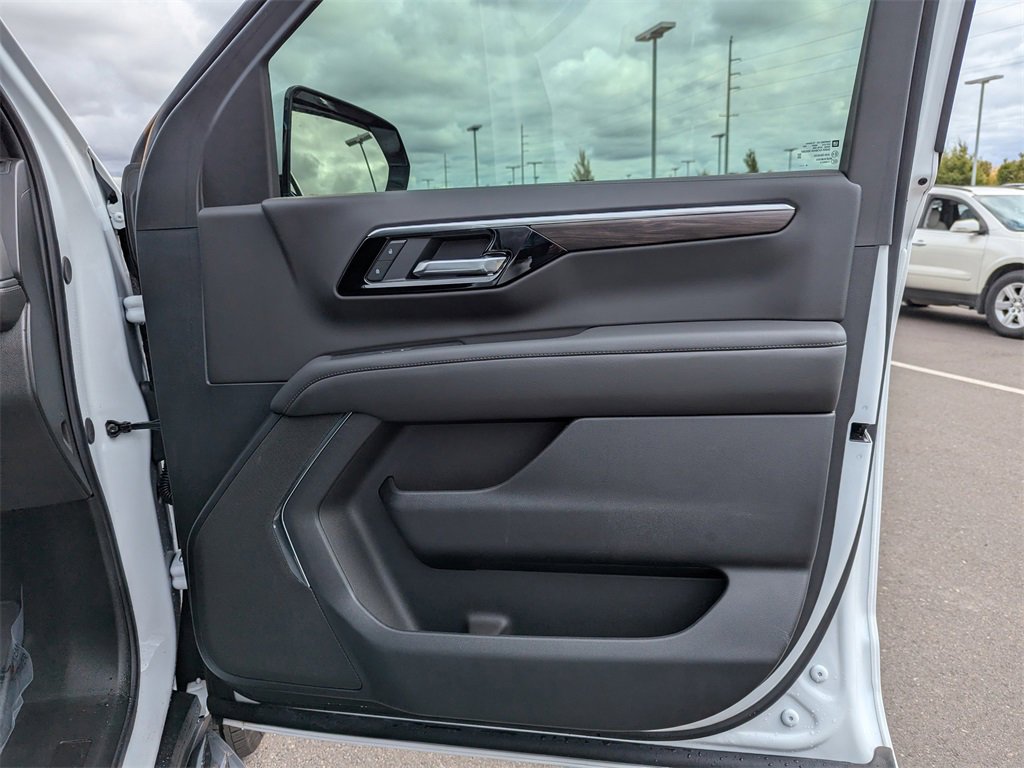 New 2025 Chevrolet Tahoe LS image 41