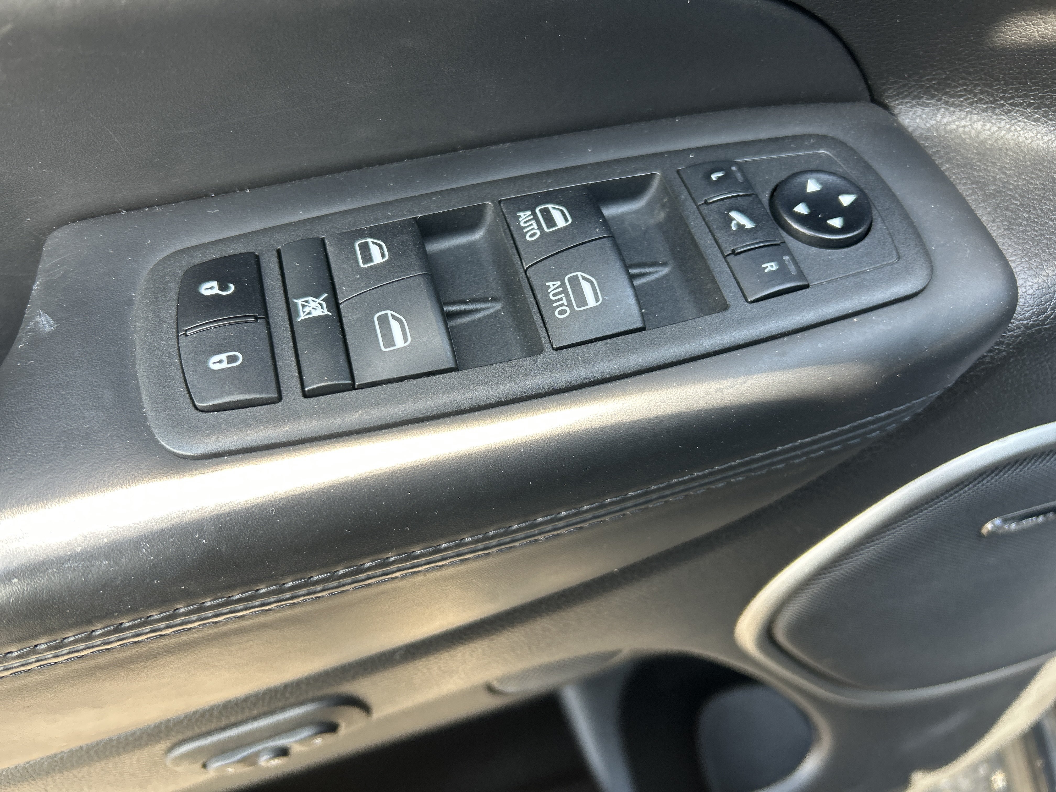 Used 2021 Jeep Grand Cherokee High Altitude AWD/4WD image 10