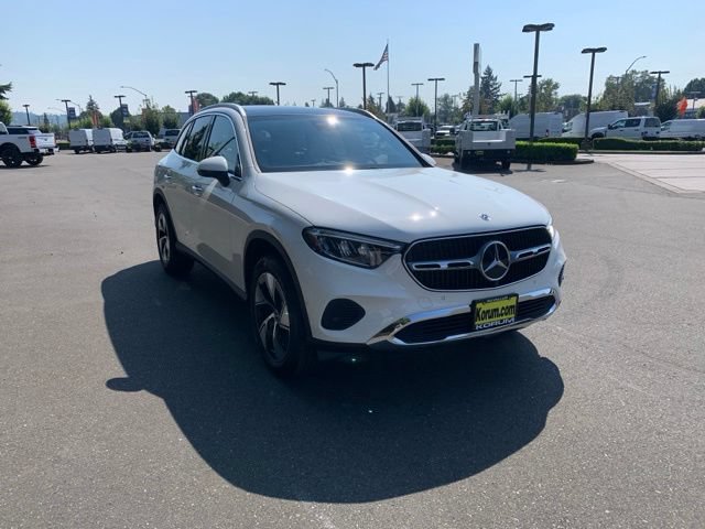 Used 2023 Mercedes-Benz GLC 300 4MATIC image 9