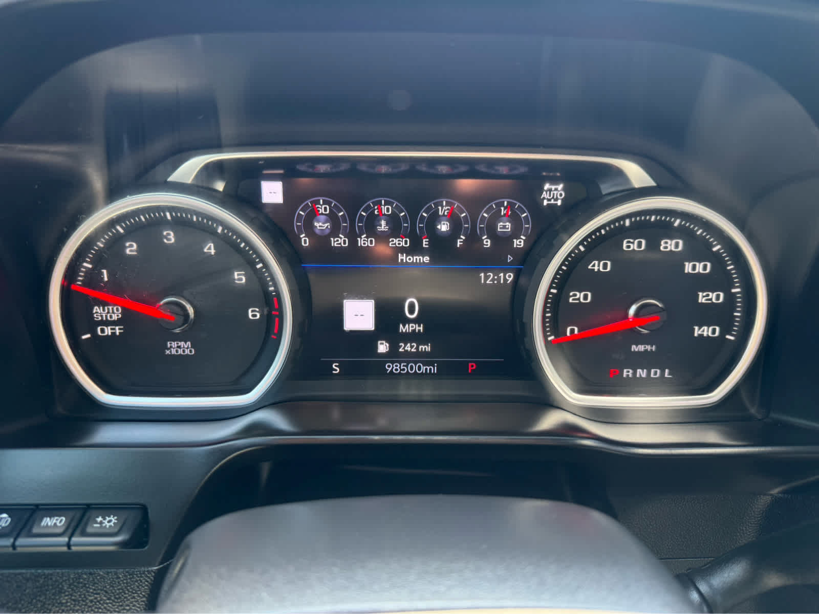 Used 2021 Chevrolet Silverado 1500 LTZ w/ Technology Package AWD/4WD image 19