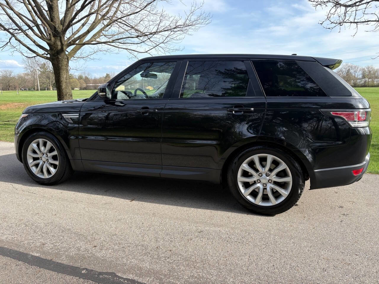 Used 2016 Land Rover Range Rover Sport HSE image 16