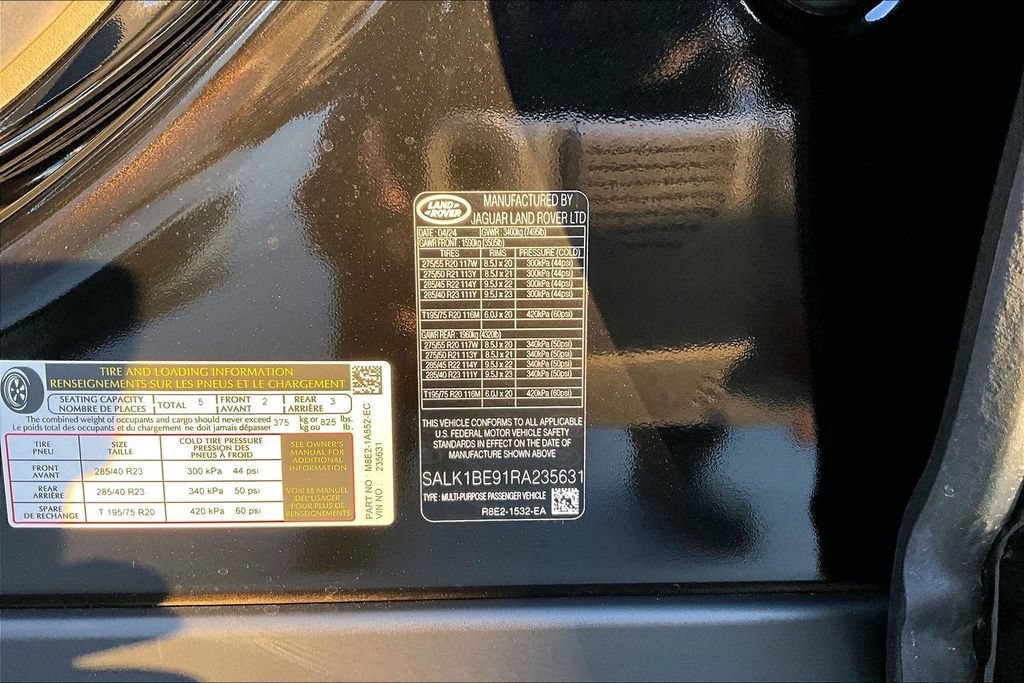 Certified 2024 Land Rover Range Rover Long Wheelbase Autobiography AWD/4WD image 19