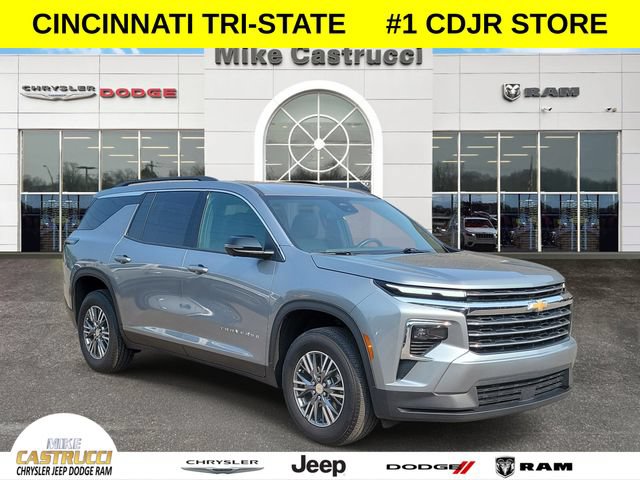 Used 2025 Chevrolet Traverse LT w/ Driver Confidence Package