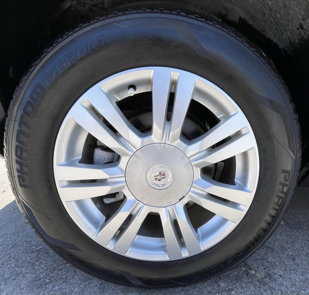 Used 2013 Cadillac SRX FWD image 16