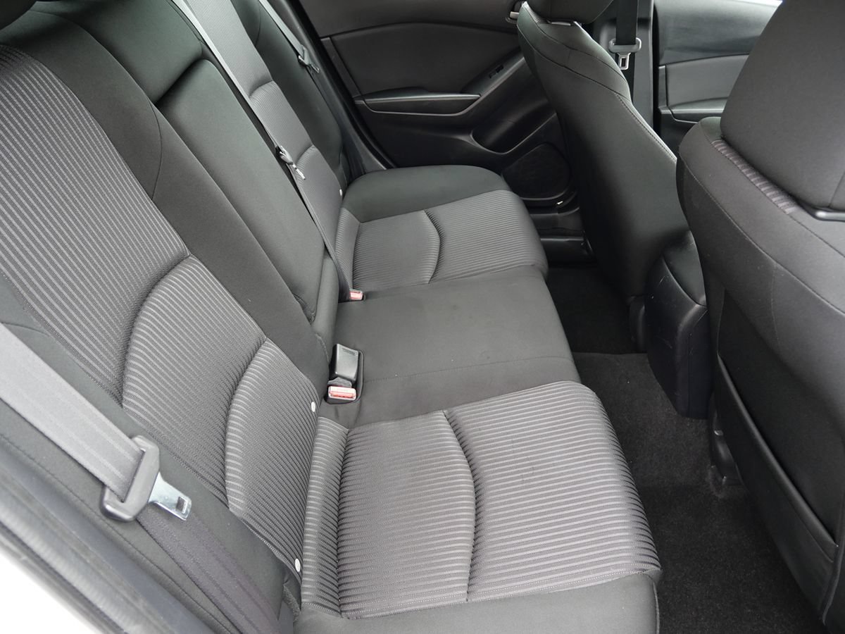 Used 2015 MAZDA MAZDA3 i Touring FWD image 30
