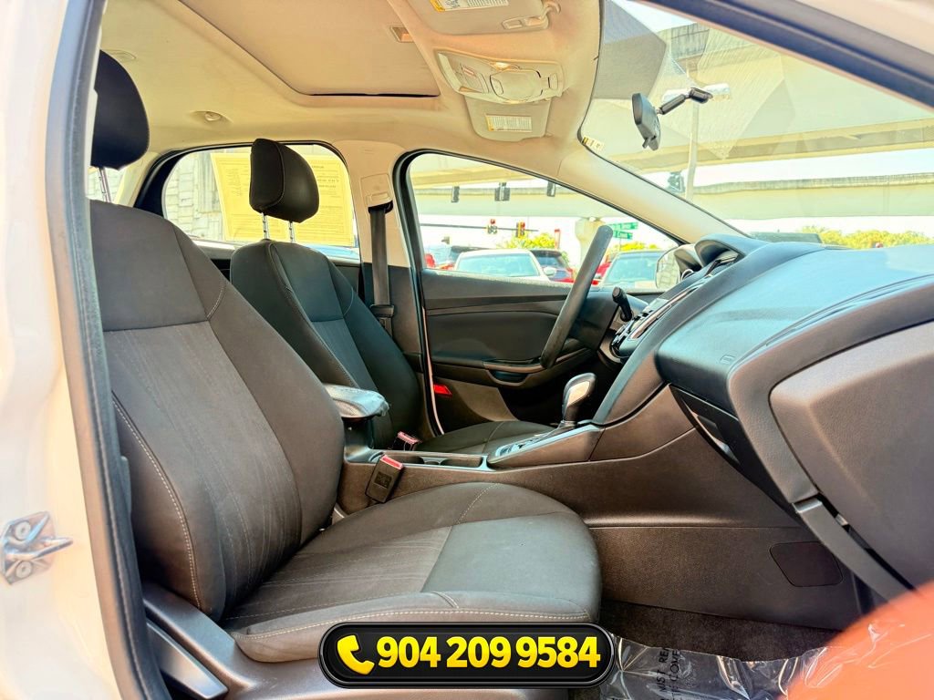 Used 2018 Ford Focus SEL FWD image 32