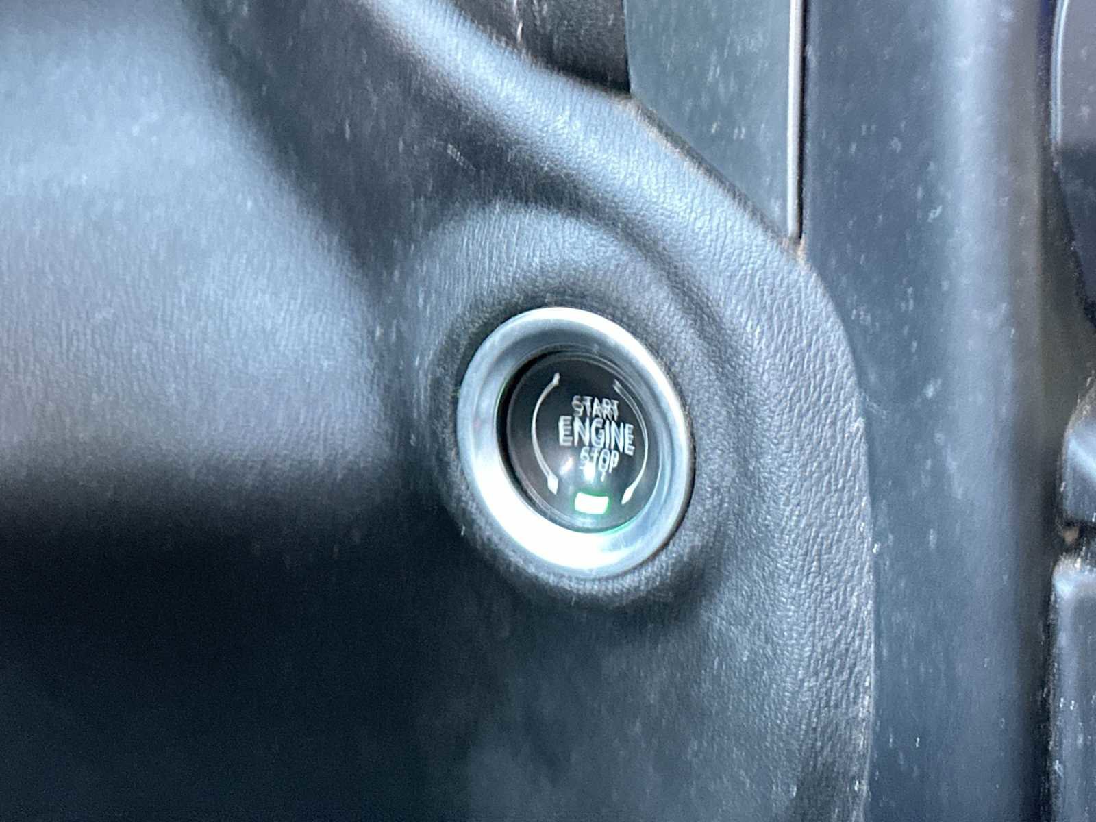 Used 2023 Chevrolet Silverado 2500 LT w/ Convenience Package image 28