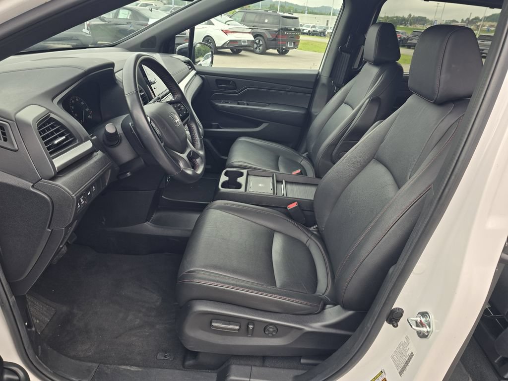 Used 2025 Honda Odyssey Sport-L image 13