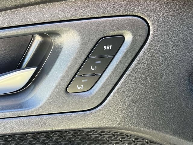 Certified 2025 Nissan Ariya FWD image 20