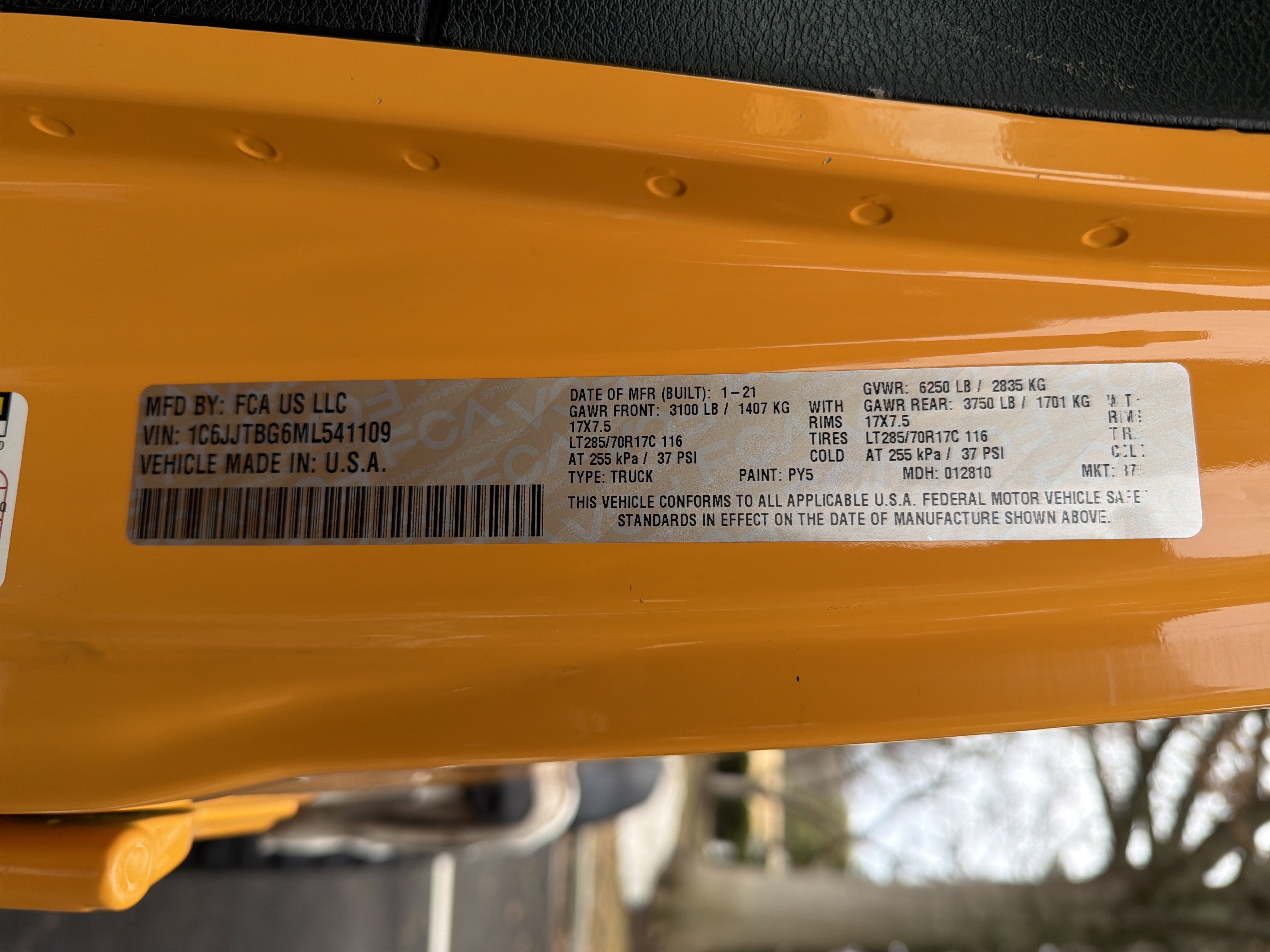 Used 2021 Jeep Gladiator Rubicon w/ Cold Weather Group image 33