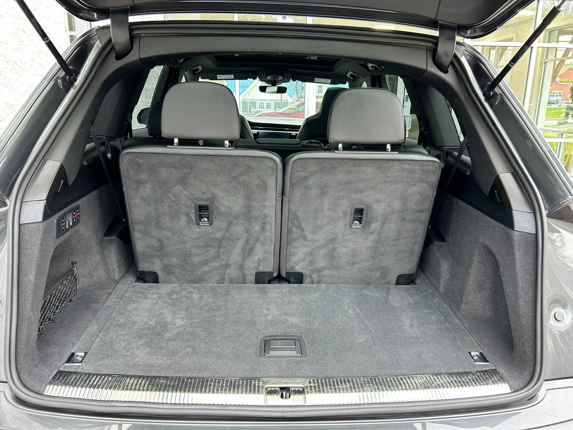 Used 2021 Audi SQ7 Premium Plus w/ Driver Assistance Package image 52