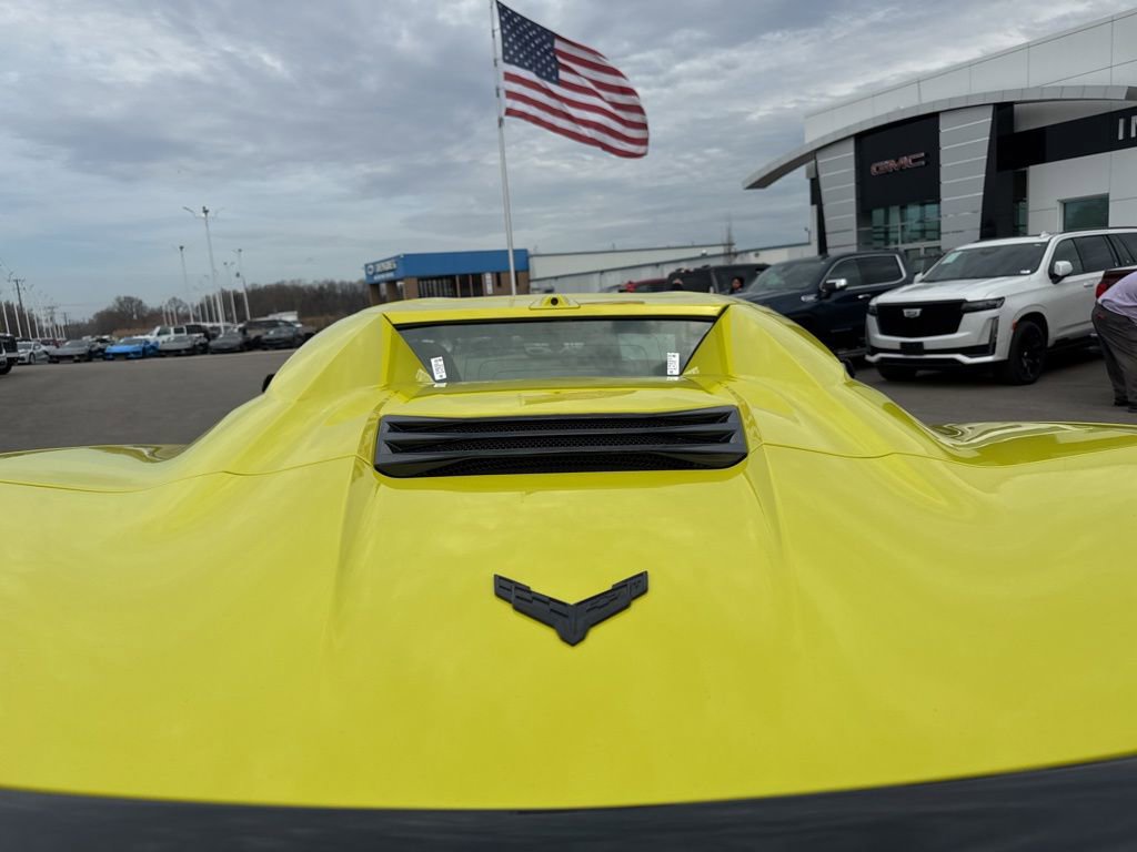 Used 2024 Chevrolet Corvette Z06 w/ Stealth Interior Trim Package image 29