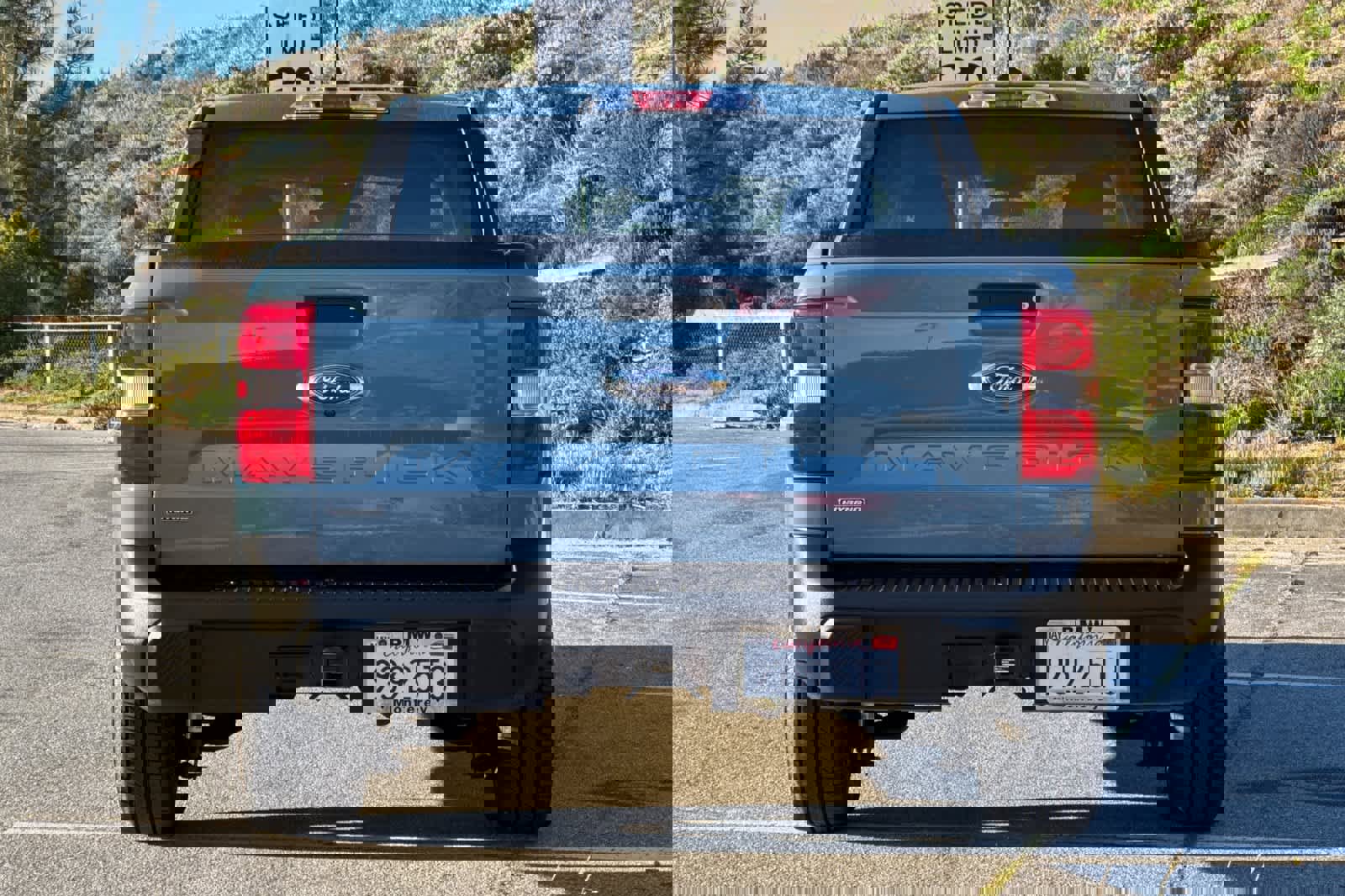 Used 2023 Ford Maverick XL image 8