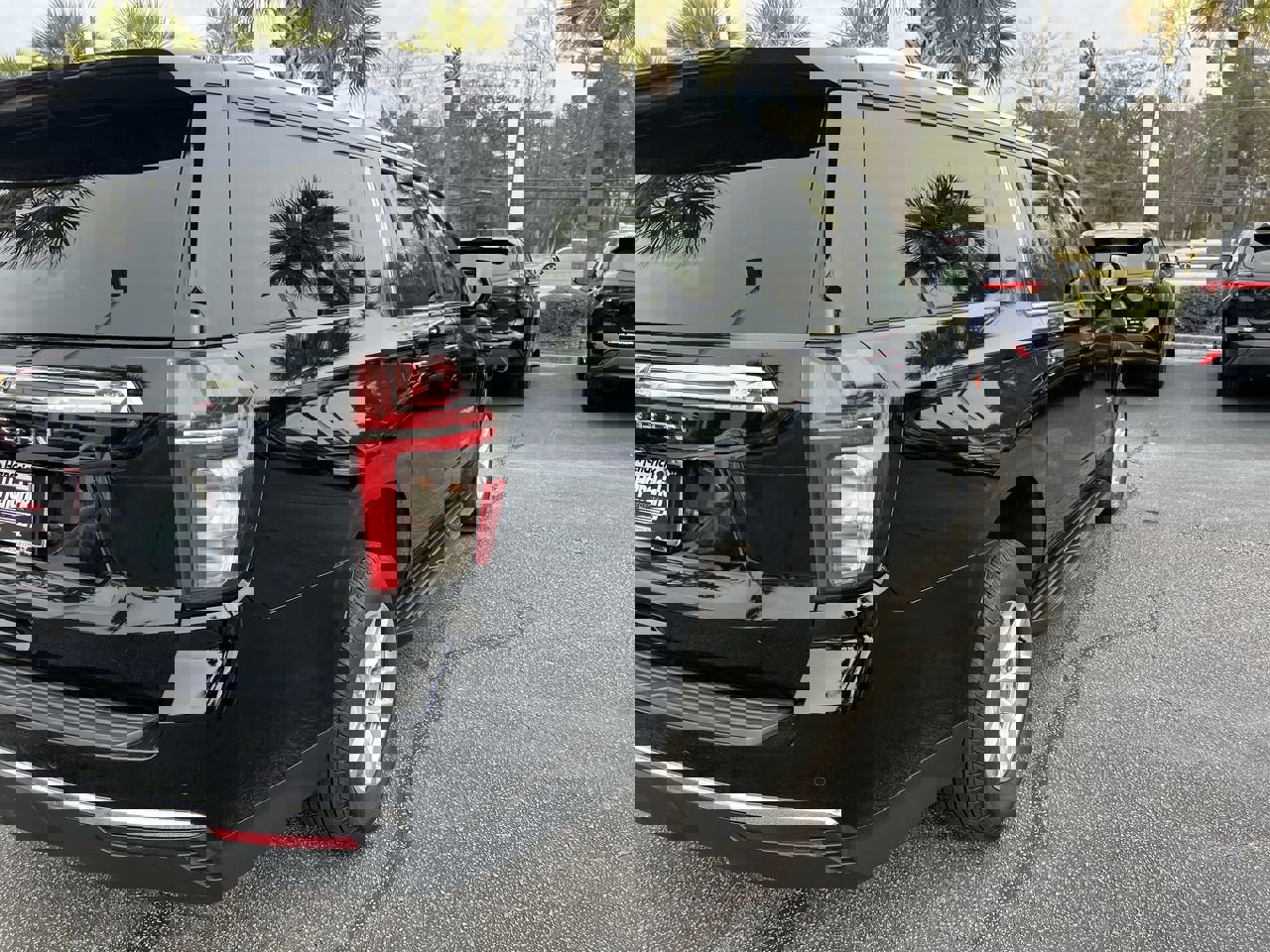 Used 2023 Chevrolet Suburban LS w/ Driver Alert Package image 10