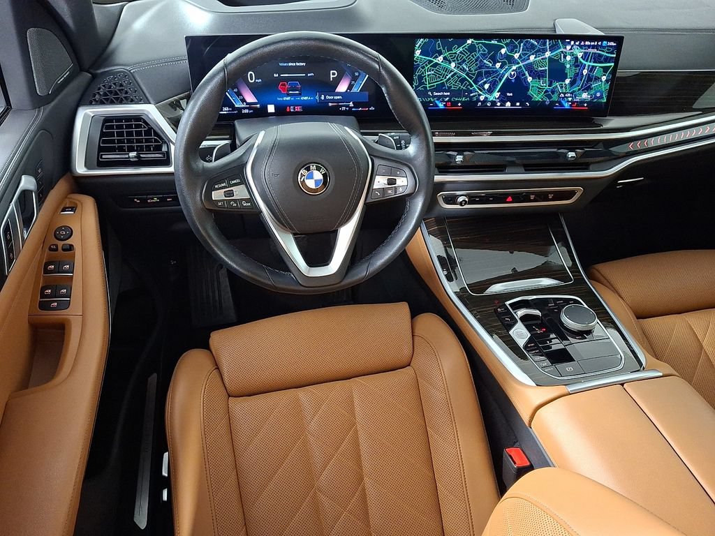 Certified 2024 BMW X5 xDrive40i w/ Premium Package AWD/4WD image 2