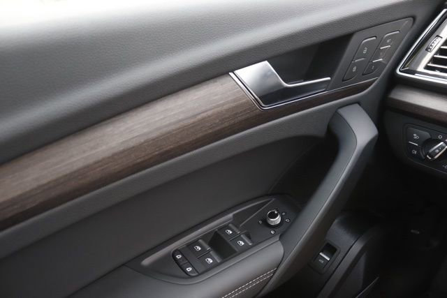 Used 2025 Audi Q5 2.0T Premium Plus image 24