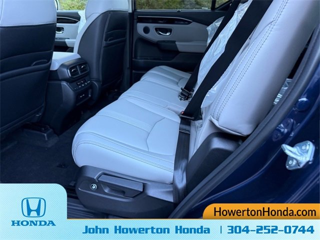 New 2025 Honda Pilot Touring image 8