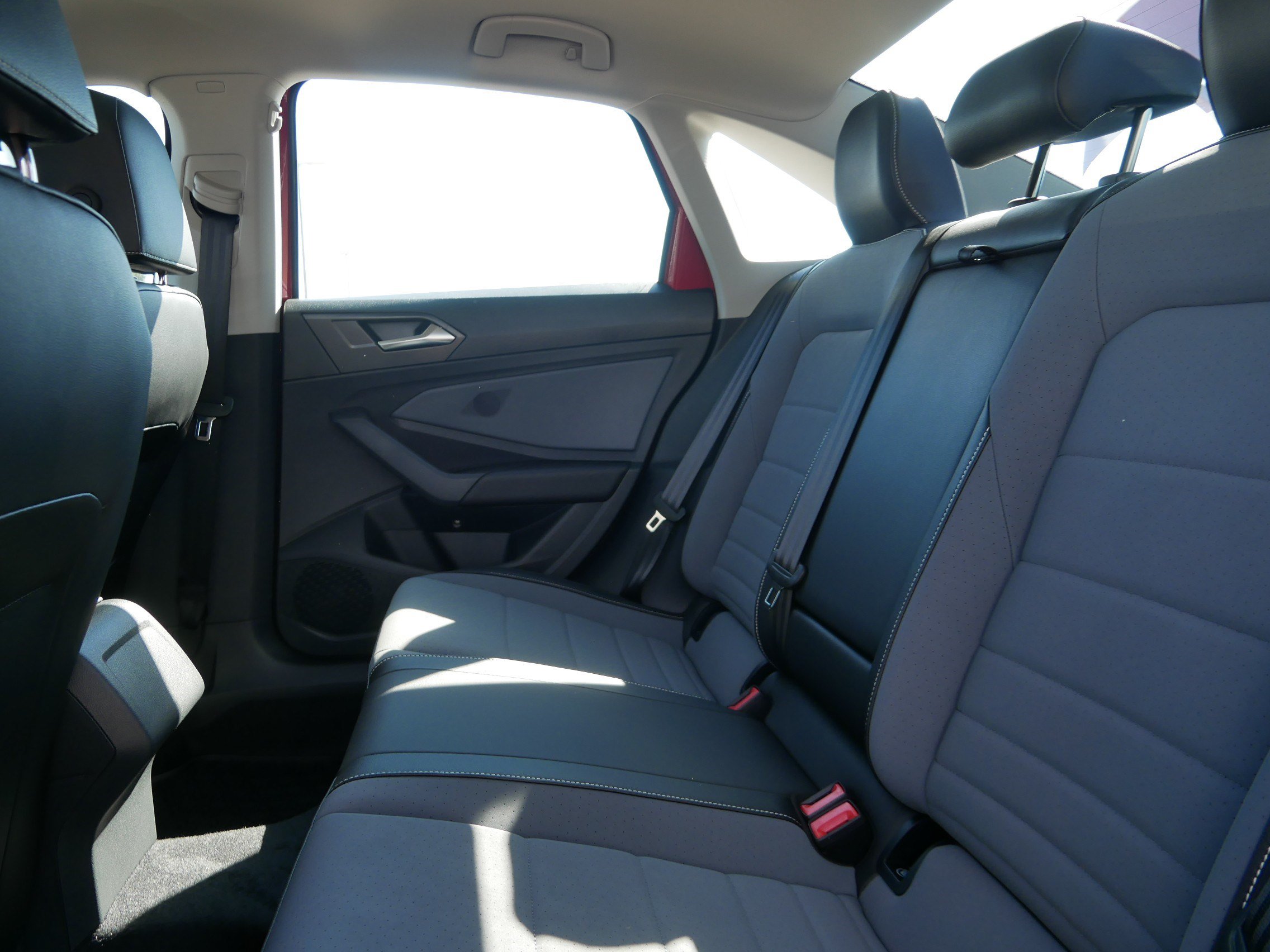 New 2026 Volkswagen Jetta SE FWD image 5