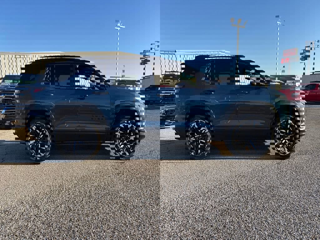 New 2026 Chevrolet Equinox RS w/ LPO, Floor Liner Package image 6