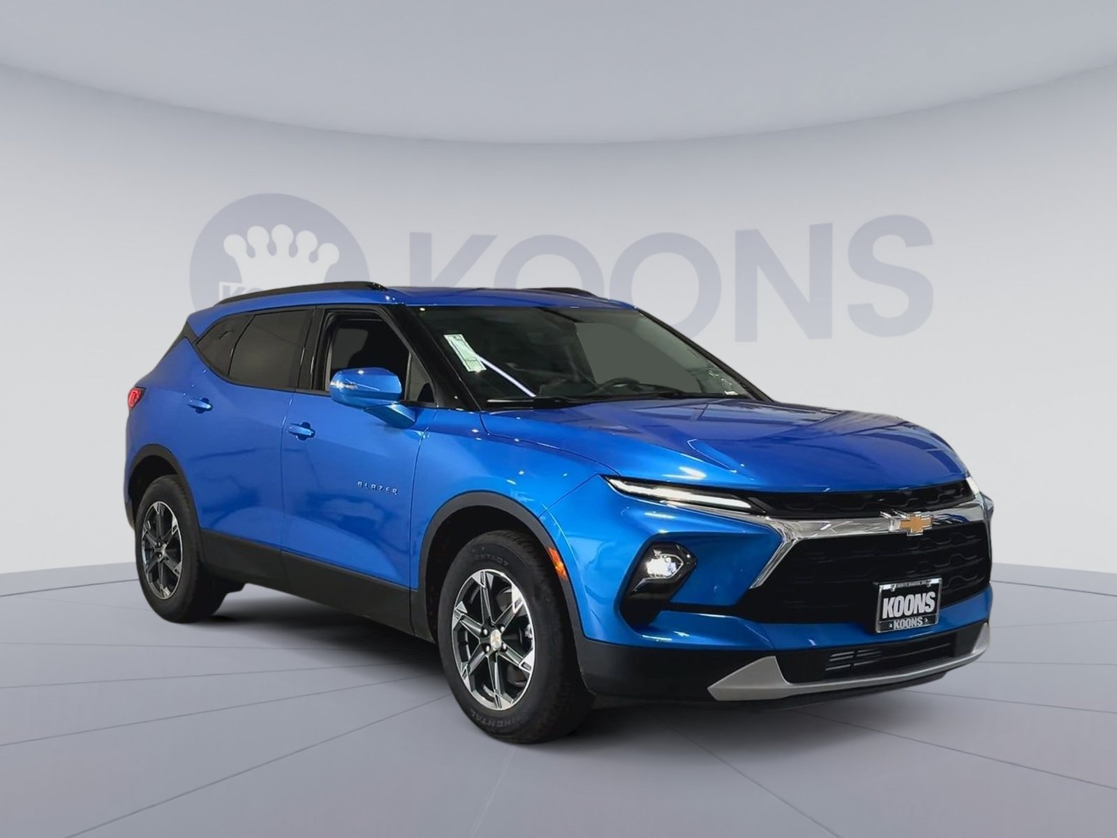New 2026 Chevrolet Blazer LT w/ Sound & Technology Package AWD/4WD image 2