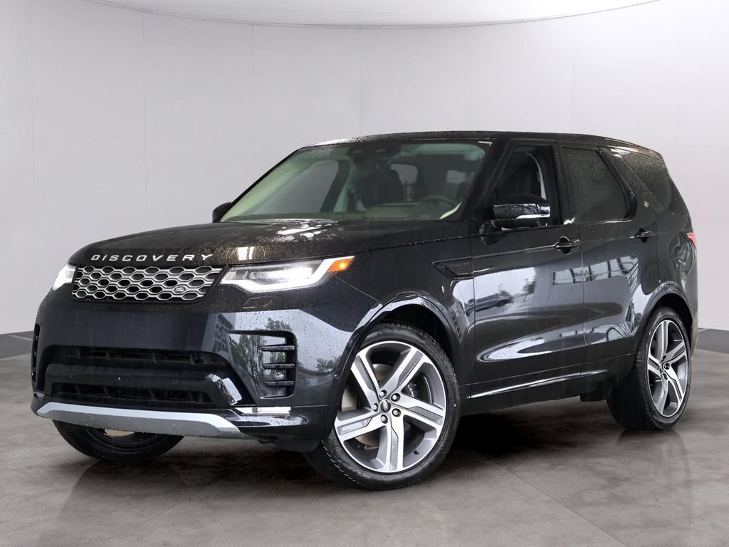 Used 2025 Land Rover Discovery Metropolitan Edition AWD/4WD image 1