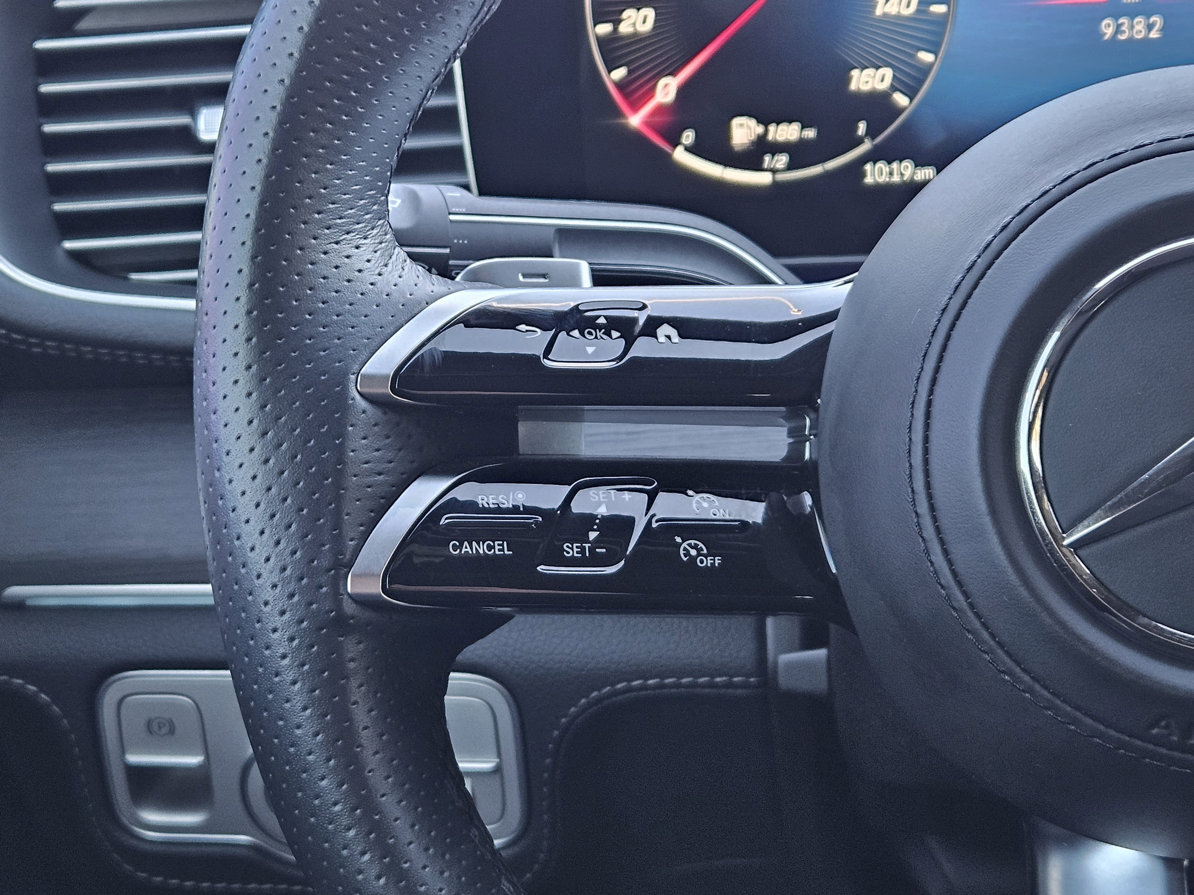 Certified 2025 Mercedes-Benz GLE 450 GLE 450 image 28