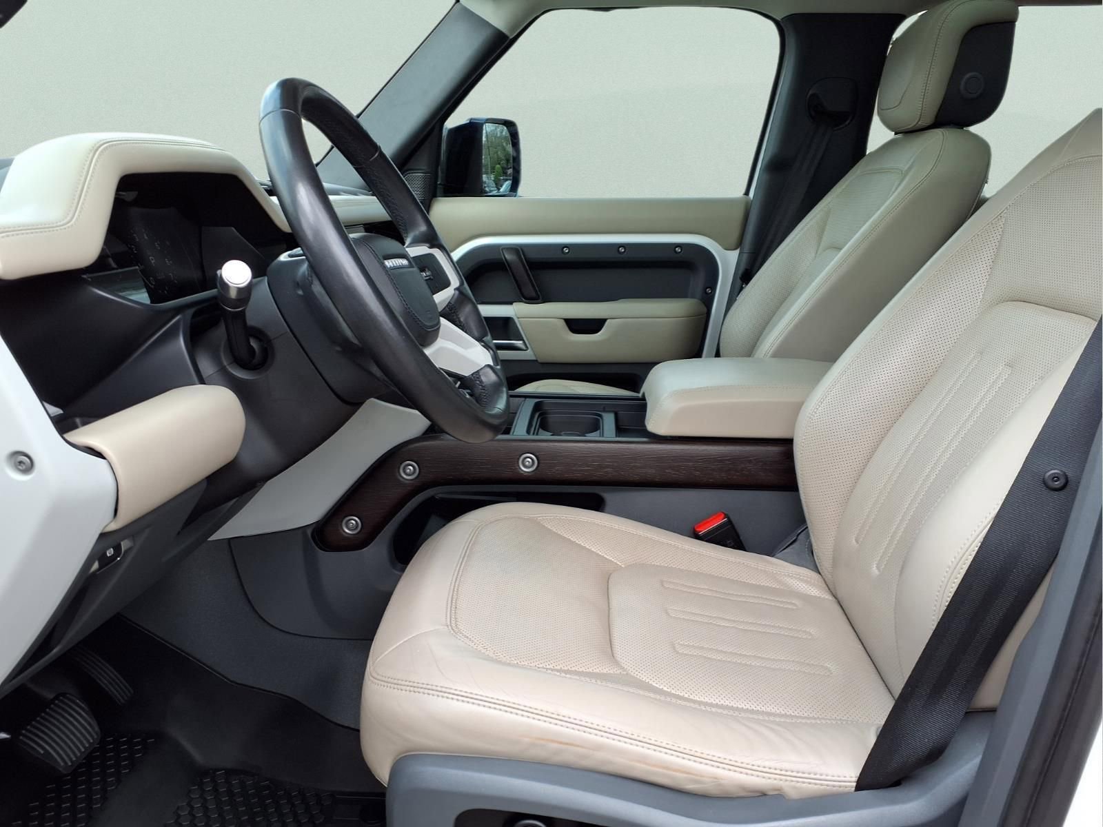 Used 2020 Land Rover Defender 110 HSE image 11