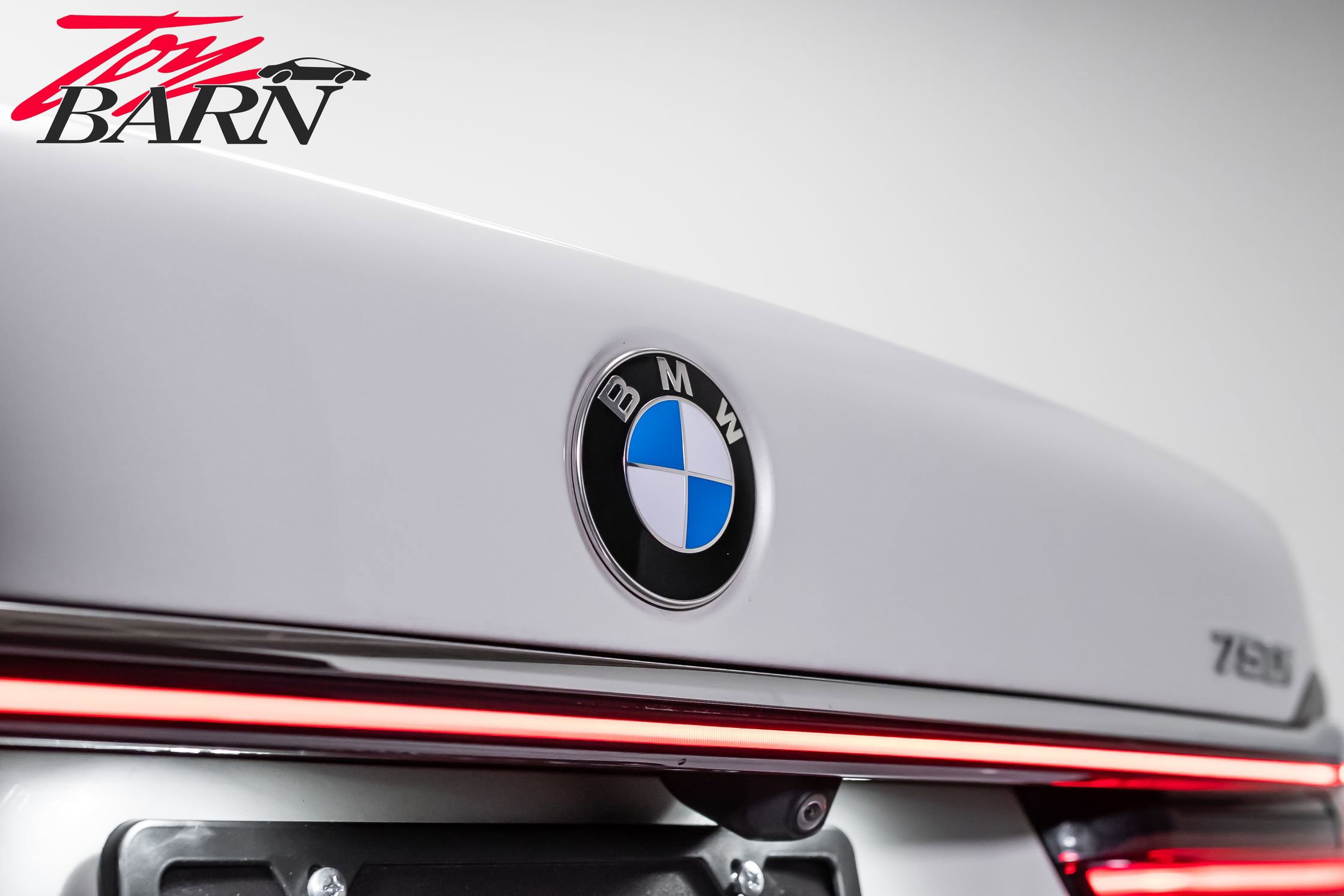 Used 2022 BMW 750i xDrive AWD/4WD image 14