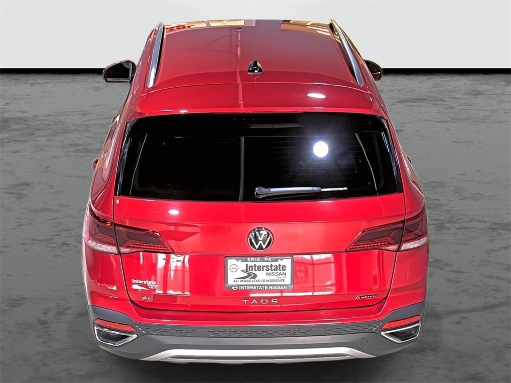 Used 2022 Volkswagen Taos SE image 3