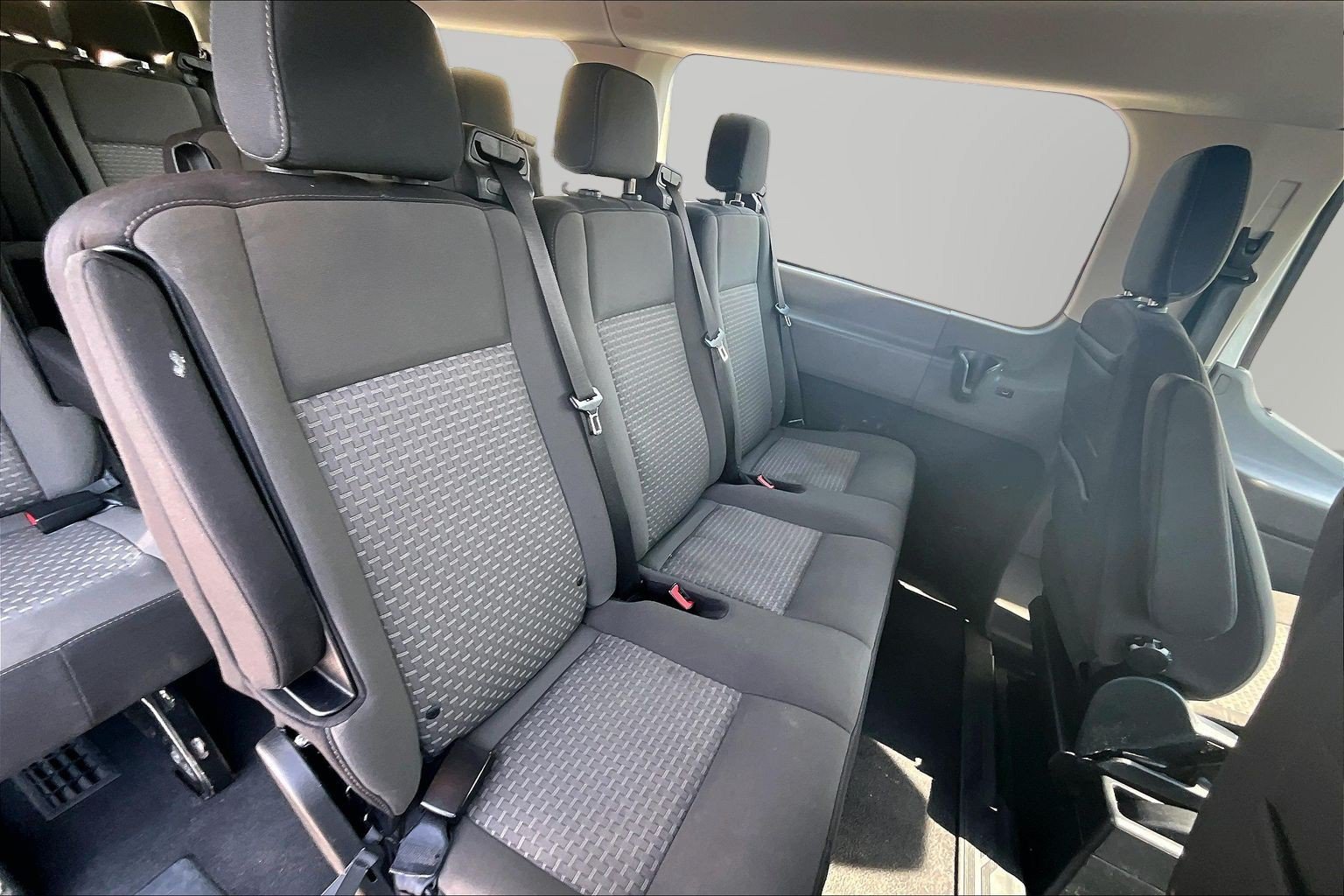 Used 2020 Ford Transit 350 XLT RWD image 17