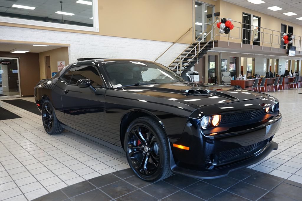 Used 2020 Dodge Challenger GT w/ Plus Package RWD image 18