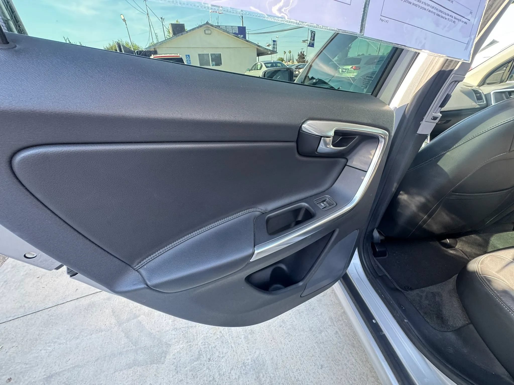 Used 2016 Volvo XC60 T5 Premier w/ Proximity Package FWD image 21