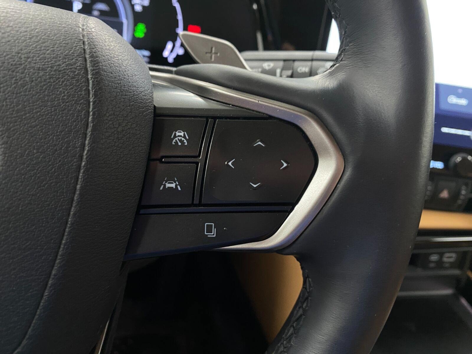 Used 2025 Lexus NX 450h+ AWD w/ Accessory Package (2T) image 15