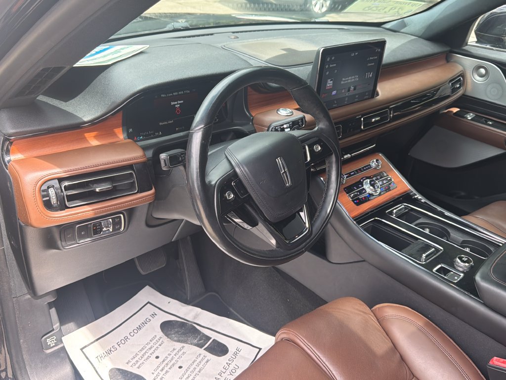Used 2020 Lincoln Aviator Reserve w/ Equipment Group 202A AWD/4WD image 6
