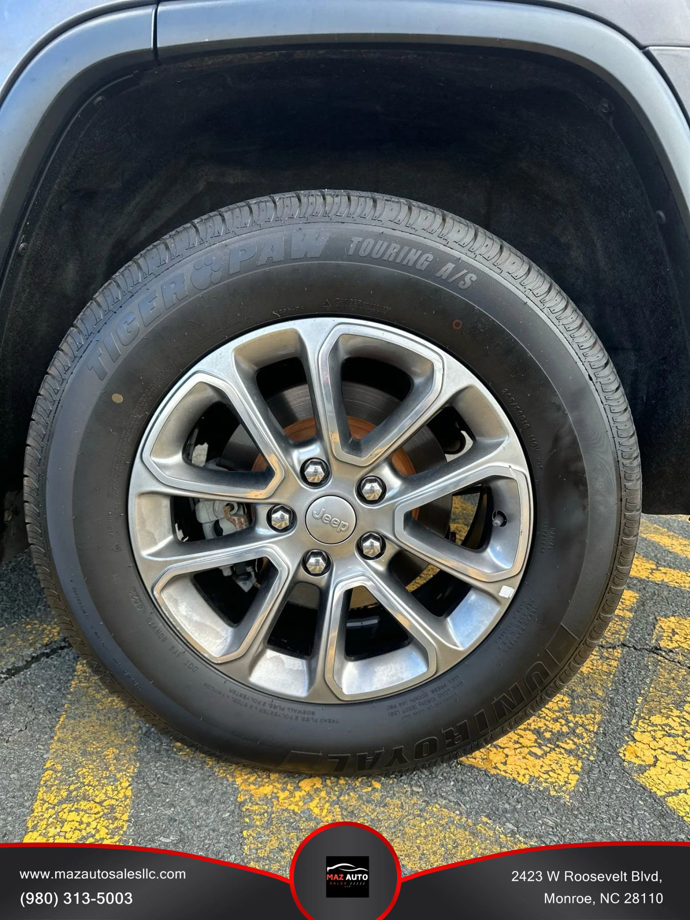 Used 2016 Jeep Grand Cherokee Limited image 16