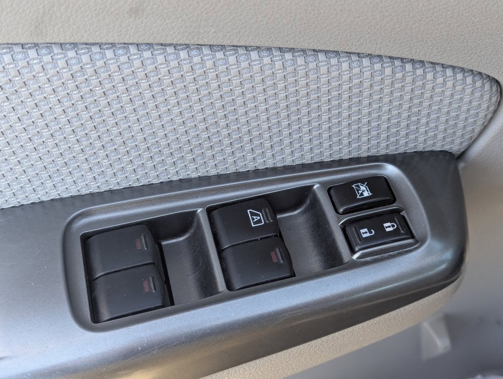 Used 2012 Subaru Forester 2.5X image 22