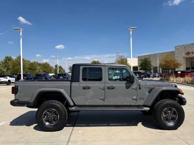 Used 2022 Jeep Gladiator Rubicon w/ Trailer Tow Package AWD/4WD image 5