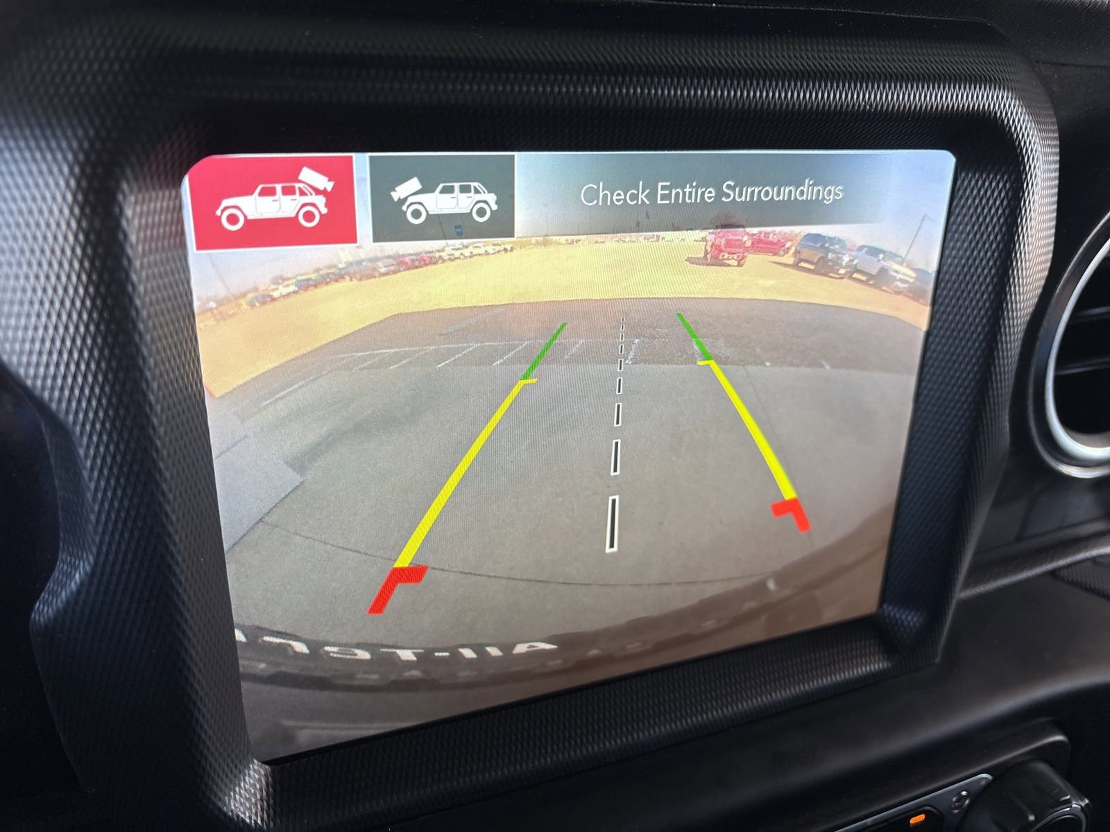 Used 2021 Jeep Wrangler Unlimited Rubicon w/ Trailer Tow Package image 23