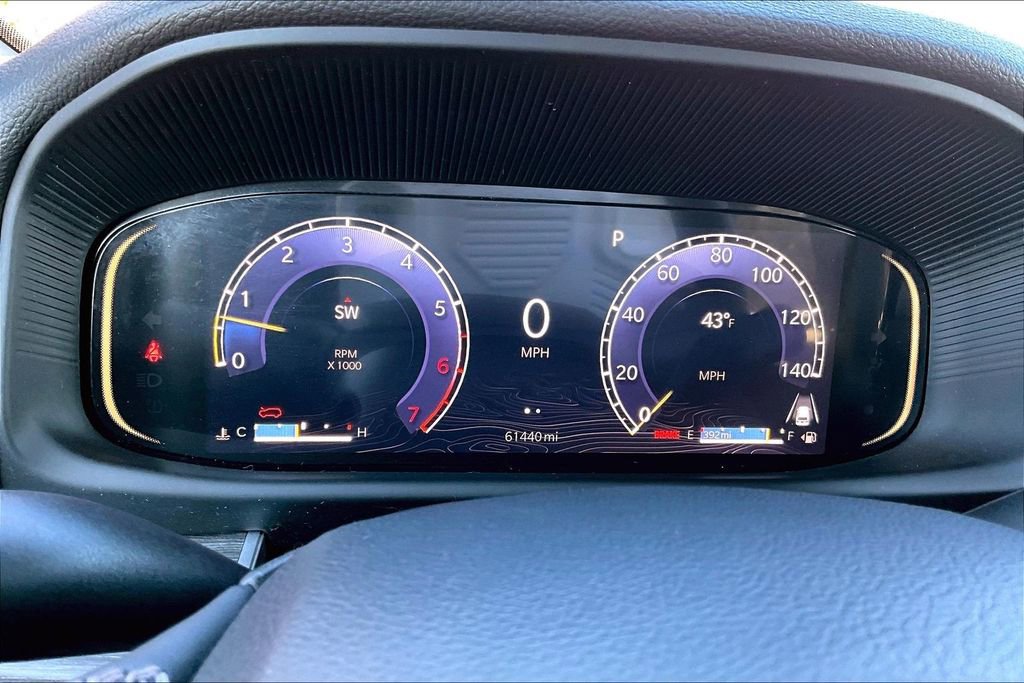 Used 2024 Jeep Wagoneer L Series II w/ Flexible Seating Group image 10