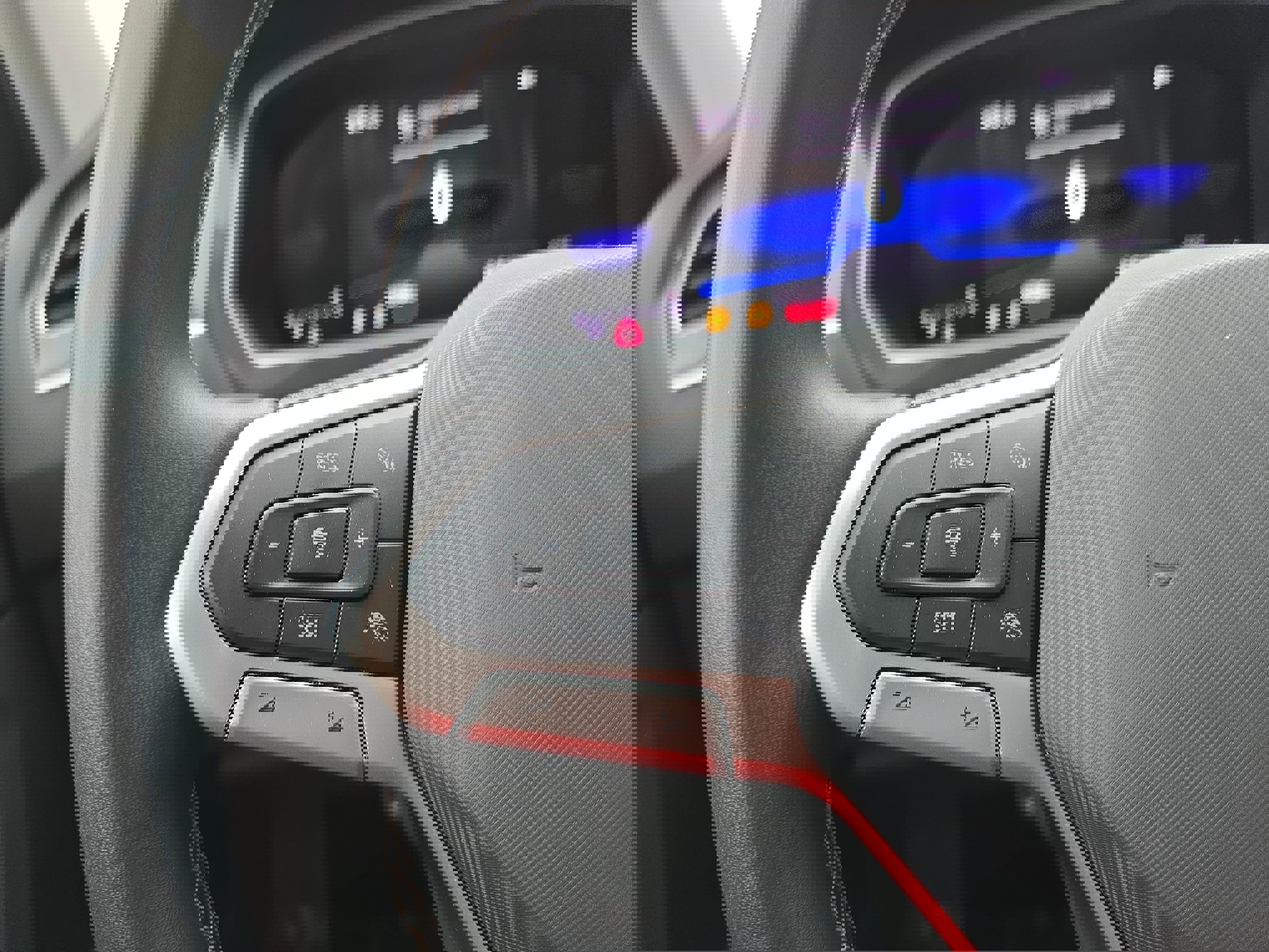 Certified 2024 Volkswagen Tiguan SE image 17