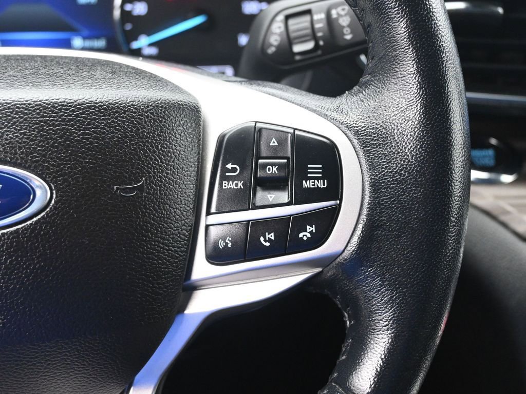 Used 2022 Ford Explorer Limited w/ Equipment Group 301A image 14