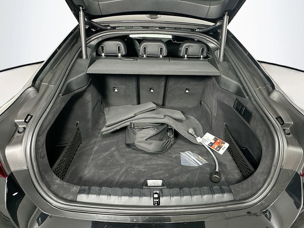 Certified 2022 BMW i4 M50 image 27