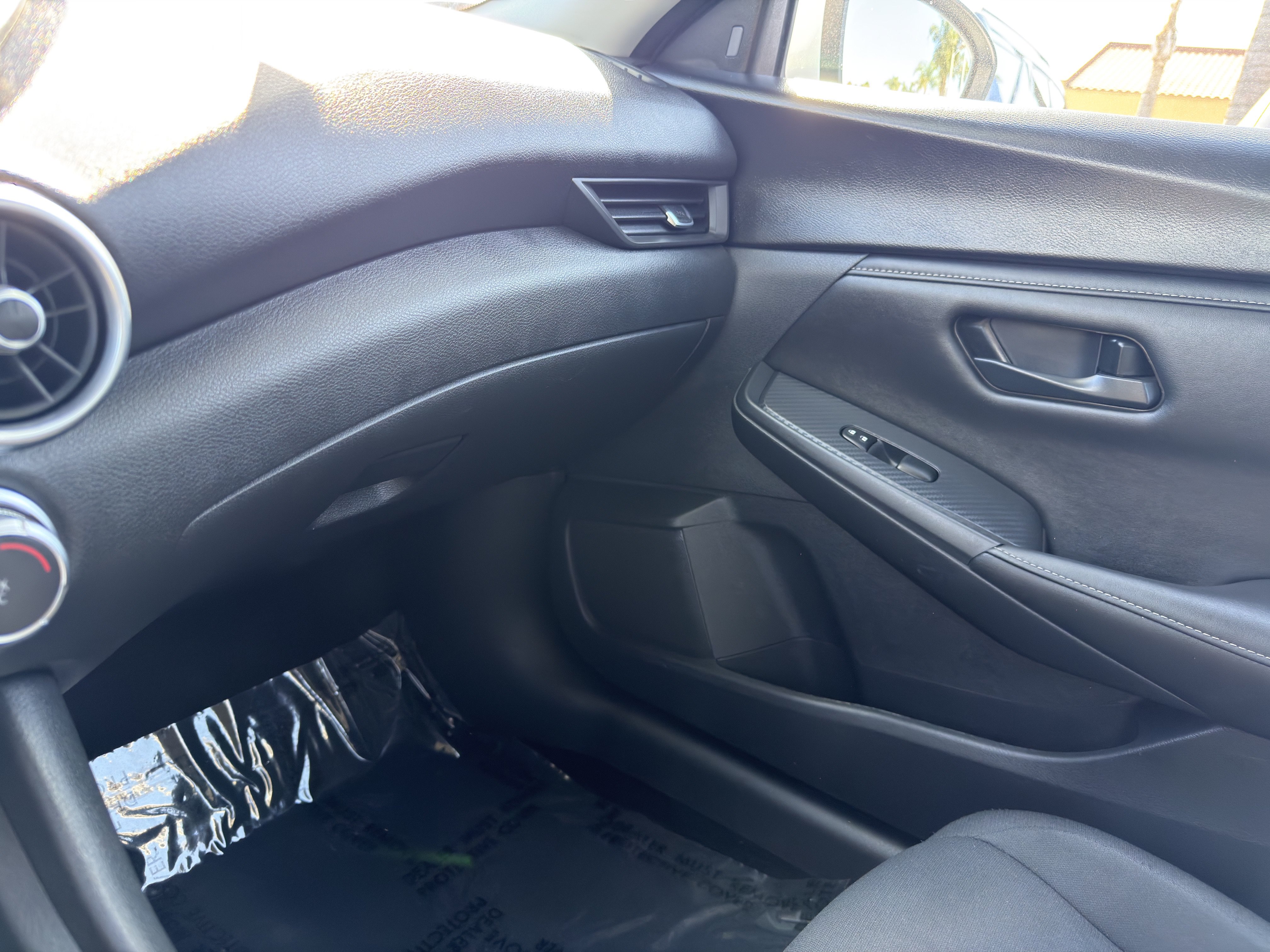 Used 2025 Nissan Sentra S FWD image 30