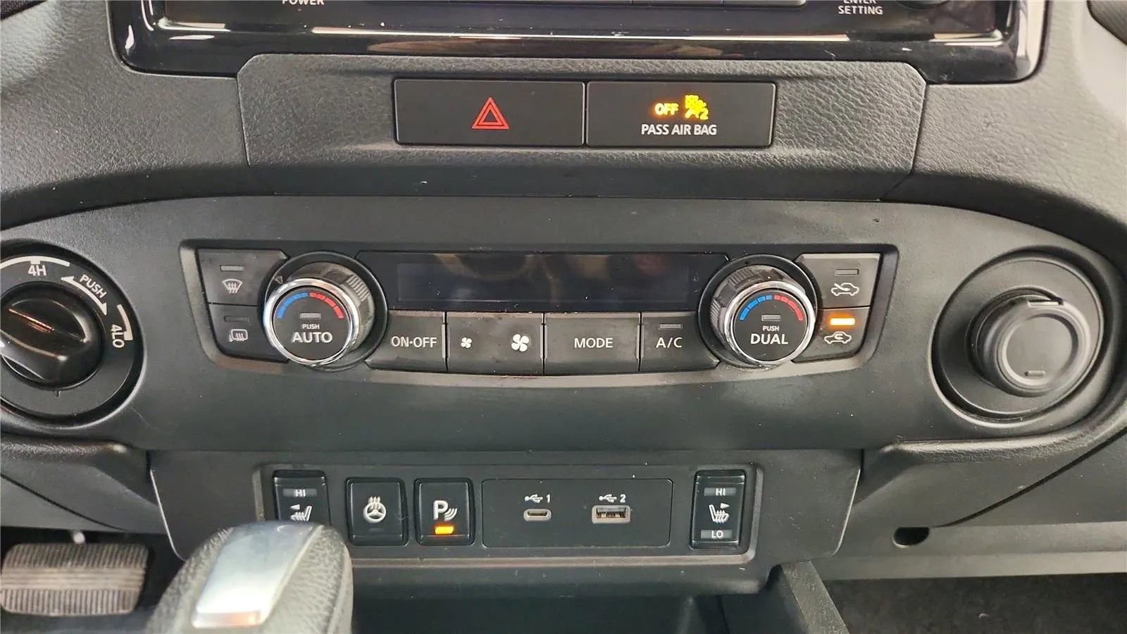 Used 2022 Nissan Frontier SV image 34